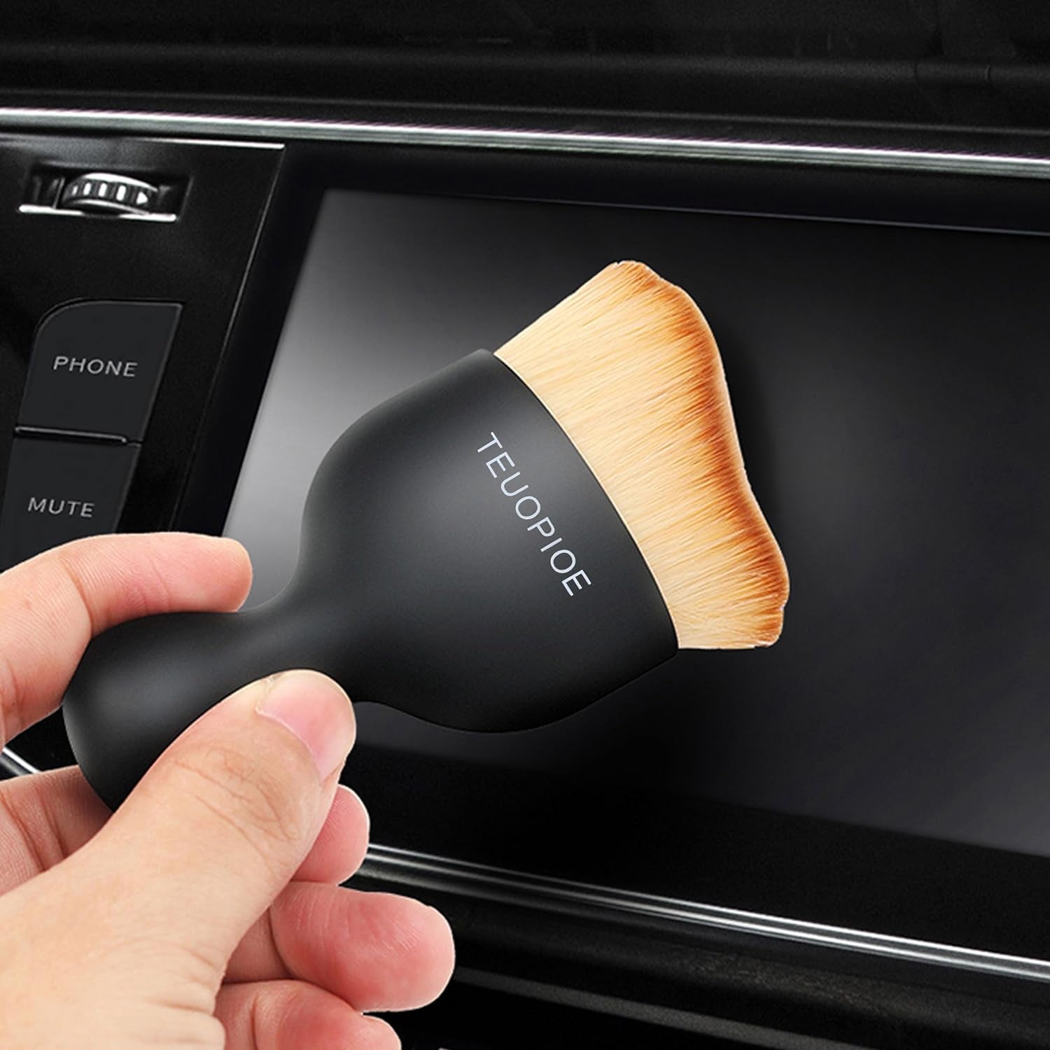 Professional Car Interior Cleaning Brush - Soft Hair Detailing Tool for Dusting Air Vents and Surfaces (Brown)