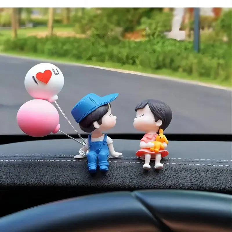 Cute Couple Car Dashboard Decorations, Lovely Couple Kiss Cartoon Figurines Car Ornament, Resin Material Boy Girl Car Interior Decoration with Balloon for Car Dashboard Gifts,Summervibes
